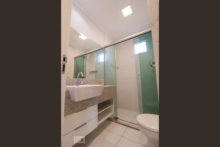 Apartamento para alugar com 54m², 2 quartos e 2 vagasBanheiro