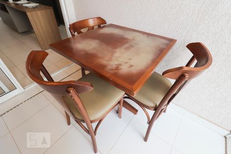 Apartamento para alugar com 54m², 2 quartos e 2 vagasVaranda