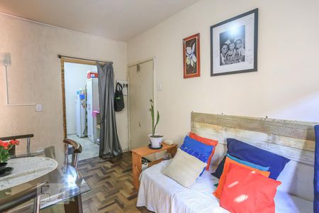 Sala de apartamento para alugar com 2 quartos, 44m² em Passo D’areia, Porto Alegre