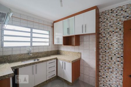 Apartamento para alugar com 68m², 2 quartos e 1 vagaCozinha