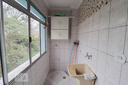 Apartamento para alugar com 68m², 2 quartos e 1 vagaÁrea de Serviço