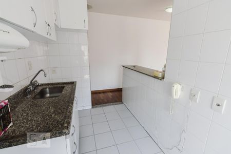 Cozinha de apartamento para alugar com 2 quartos, 65m² em Perdizes, São Paulo