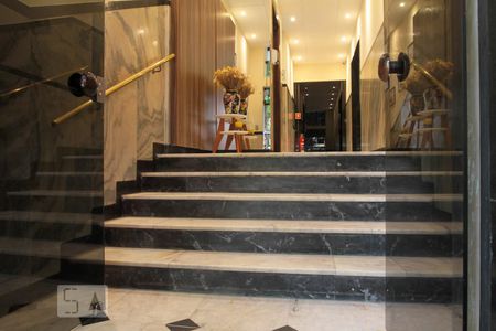 Apartamento à venda com 100m², 3 quartos e sem vagaHall Social