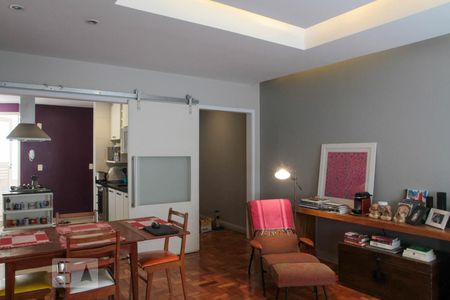 Sala de apartamento à venda com 3 quartos, 100m² em Leblon, Rio de Janeiro