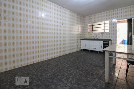 Casa para alugar com 350m², 2 quartos e 2 vagasCozinha