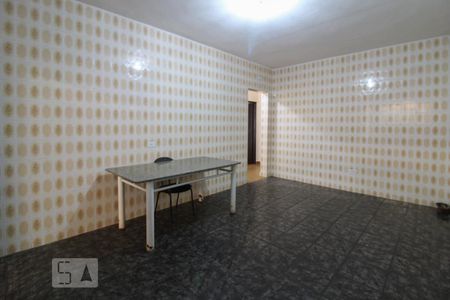 Casa para alugar com 350m², 2 quartos e 2 vagasCozinha