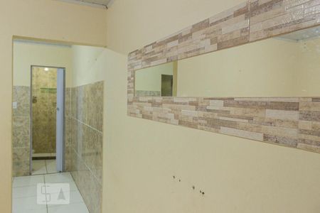 Detalhe da sala de casa para alugar com 1 quarto, 40m² em Campo Grande, Rio de Janeiro
