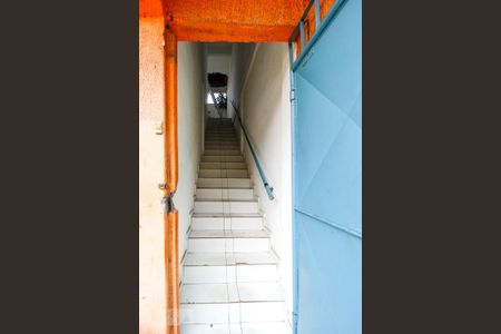 Studio para alugar com 28m², 1 quarto e sem vagaEscada de entrada