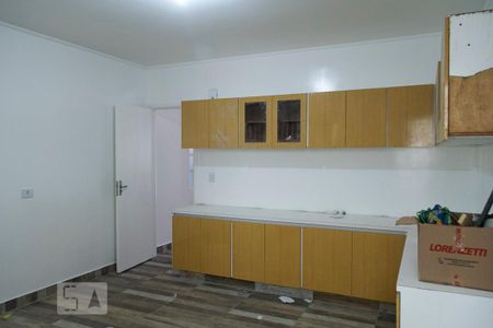 Casa à venda com 180m², 2 quartos e 2 vagasCOZINHA