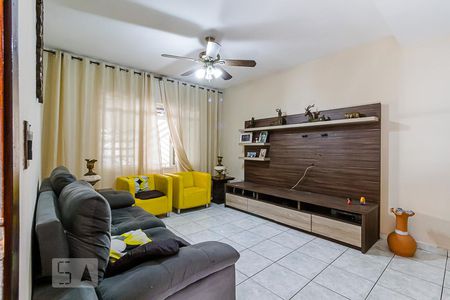 Sala de Estar de casa à venda com 3 quartos, 200m² em Jardim Santa Emilia, São Paulo