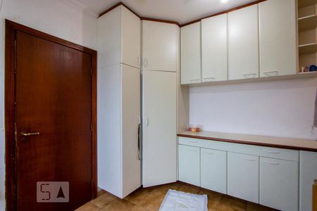 Apartamento à venda com 147m², 3 quartos e 2 vagasÁrea de serviço