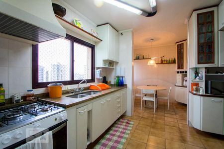 Apartamento à venda com 147m², 3 quartos e 2 vagasCozinha