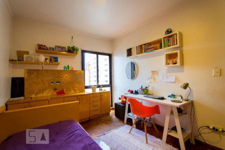 Apartamento à venda com 147m², 3 quartos e 2 vagasQuarto 3