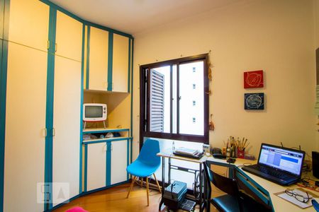 Apartamento à venda com 147m², 3 quartos e 2 vagasQuarto 2