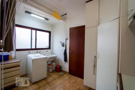 Apartamento à venda com 147m², 3 quartos e 2 vagasÁrea de serviço