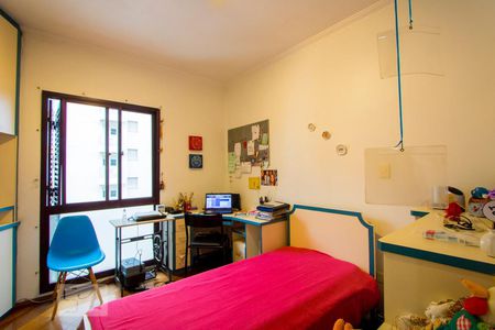 Apartamento à venda com 147m², 3 quartos e 2 vagasQuarto 2