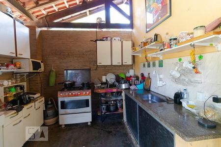 Casa à venda com 140m², 2 quartos e 20 vagasCozinha