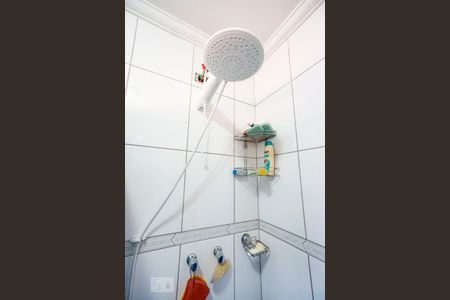 Casa à venda com 155m², 3 quartos e 2 vagasChuveiro