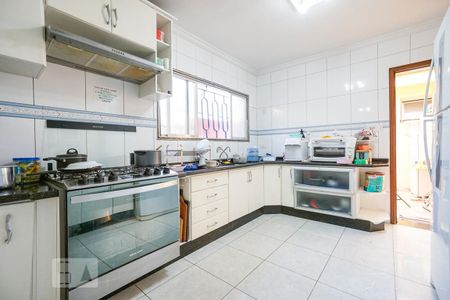 Casa à venda com 155m², 3 quartos e 2 vagasCozinha