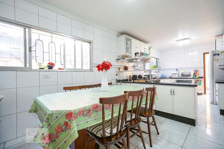 Casa à venda com 155m², 3 quartos e 2 vagasCopa