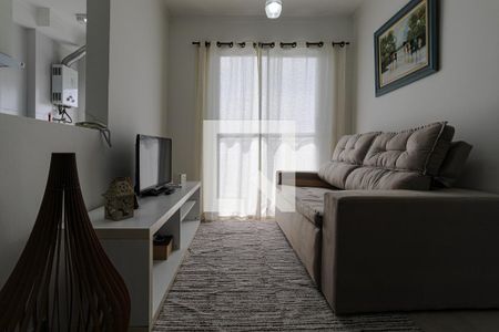 Sala de Estar de apartamento para alugar com 2 quartos, 45m² em Vila Mogilar, Mogi das Cruzes