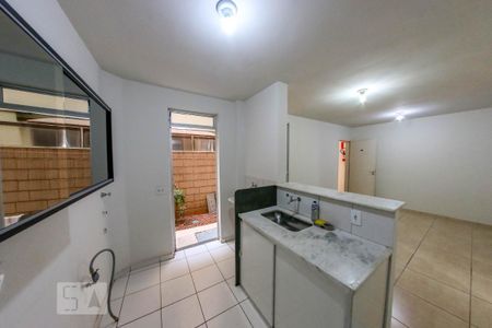 Apartamento à venda com 52m², 2 quartos e 1 vaga Apartamento à venda com 52m², 2 quartos e 1 vagaCozinha e Área de Serviço