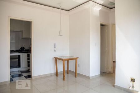 Sala de apartamento para alugar com 2 quartos, 49m² em Camargos, Belo Horizonte