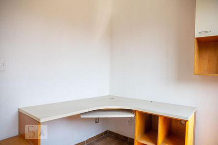 Quarto 1 de apartamento para alugar com 2 quartos, 49m² em Camargos, Belo Horizonte