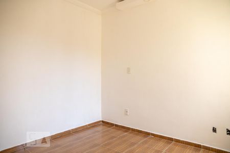Quarto 2 de apartamento para alugar com 2 quartos, 49m² em Camargos, Belo Horizonte