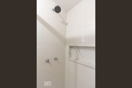 Apartamento à venda com 64m², 2 quartos e 1 vagaDetalhe Chuveiro