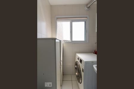 Apartamento à venda com 64m², 2 quartos e 1 vagaÁrea de Serviço