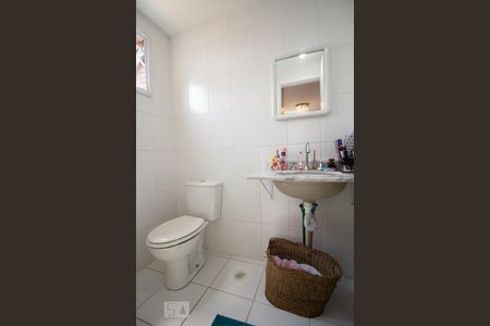 Apartamento à venda com 64m², 2 quartos e 1 vagaBanheiro Suíte 2