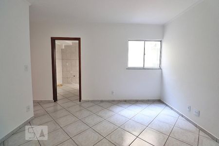 Sala de apartamento para alugar com 2 quartos, 58m² em Vila Humaitá, Santo André