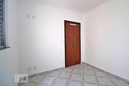 Quarto 1 de apartamento para alugar com 2 quartos, 58m² em Vila Humaitá, Santo André