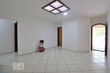 Sala de apartamento à venda com 3 quartos, 91m² em Vila Humaitá, Santo André