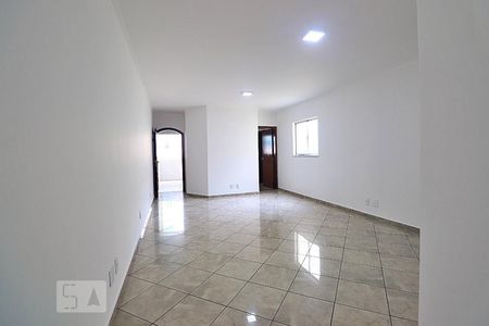 Sala de apartamento à venda com 3 quartos, 91m² em Vila Humaitá, Santo André