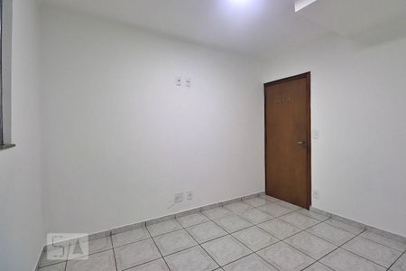 Quarto 2 de apartamento para alugar com 2 quartos, 61m² em Vila Humaitá, Santo André
