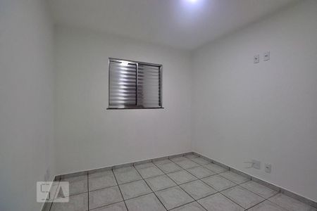 Quarto 2 de apartamento para alugar com 2 quartos, 61m² em Vila Humaitá, Santo André