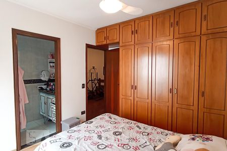 Casa de condomínio à venda com 420m², 4 quartos e 4 vagas Casa de condomínio à venda com 420m², 4 quartos e 4 vagasSuíte 2