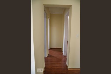 Corredor de apartamento para alugar com 2 quartos, 73m² em Rudge Ramos, São Bernardo do Campo