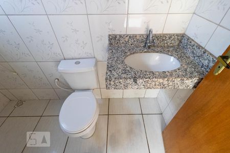 Banheiro - Torneira de casa para alugar com 3 quartos, 120m² em Residencial Recanto do Bosque, Goiânia