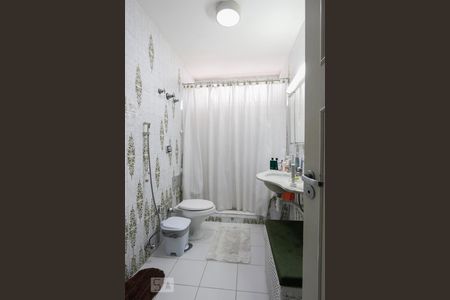 Apartamento à venda com 137m², 3 quartos e sem vagaBanheiro