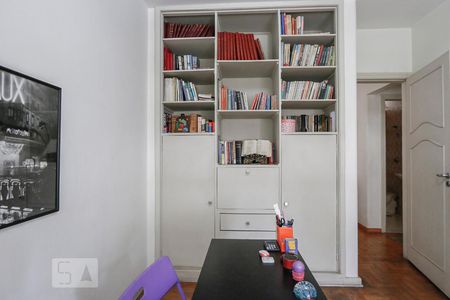 Escritório de apartamento à venda com 3 quartos, 137m² em Pinheiros, São Paulo