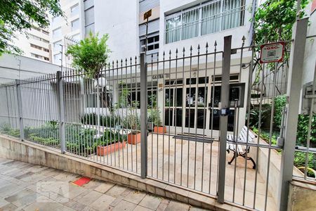 Apartamento para alugar com 84m², 2 quartos e 1 vaga Apartamento para alugar com 84m², 2 quartos e 1 vagaFachada