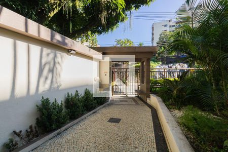 Apartamento à venda com 75m², 2 quartos e 1 vaga Apartamento à venda com 75m², 2 quartos e 1 vagaPortaria