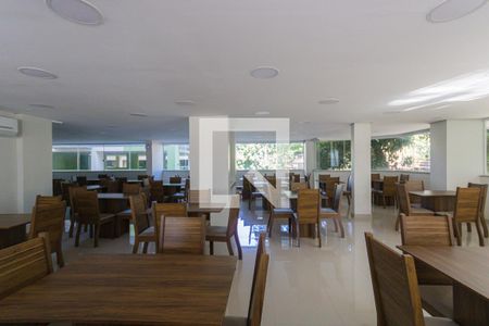 Apartamento à venda com 75m², 2 quartos e 1 vaga Apartamento à venda com 75m², 2 quartos e 1 vagaSalão de Festas