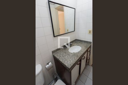 Apartamento à venda com 75m², 2 quartos e 1 vaga Apartamento à venda com 75m², 2 quartos e 1 vagaBanheiro