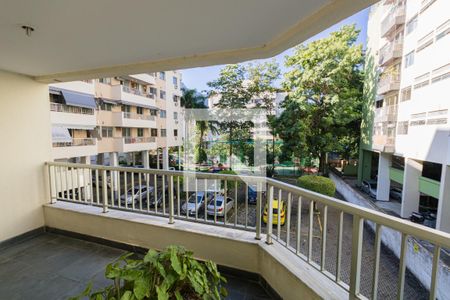 Apartamento à venda com 75m², 2 quartos e 1 vaga Apartamento à venda com 75m², 2 quartos e 1 vagaVista do Quarto 1