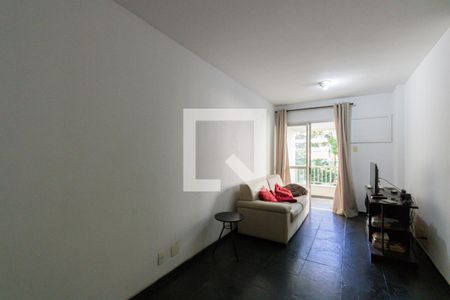 Apartamento à venda com 75m², 2 quartos e 1 vaga Apartamento à venda com 75m², 2 quartos e 1 vagaSala