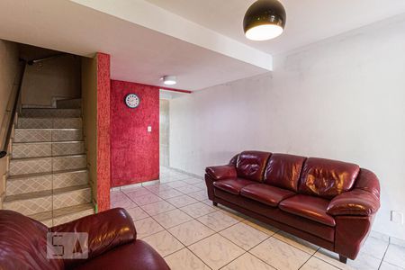 Sala de casa de condomínio à venda com 3 quartos, 120m² em Jardim Cirino, Osasco